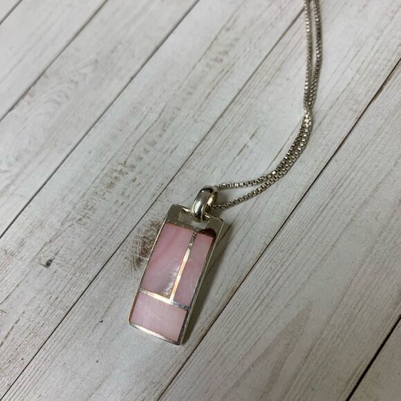 Sterling Silver Pink Shell MOP Necklace - Picture 2 of 4